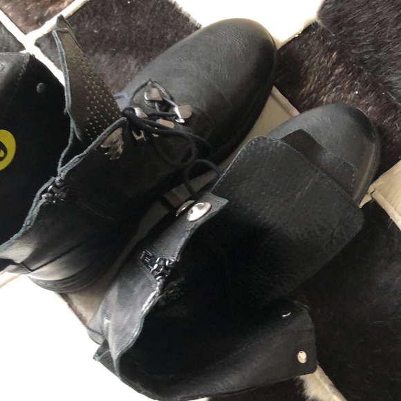 EMANUELE CRASTO (41) studded biker style boots made in Italy - Picture 10 of 12